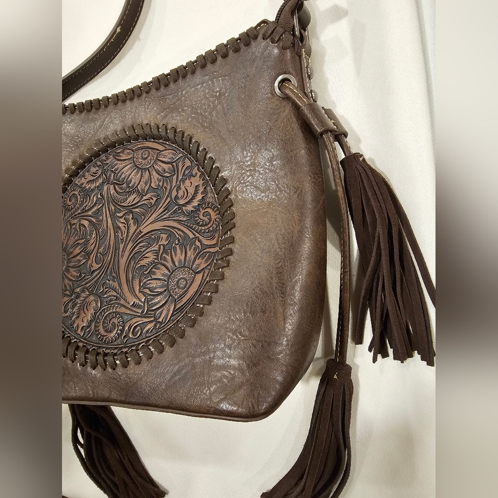 Montana West Tooled Pu Leather Floral Adjustable Crossbody Bag - Picture 4 of 16